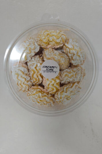 Custard/Icing Biscuits